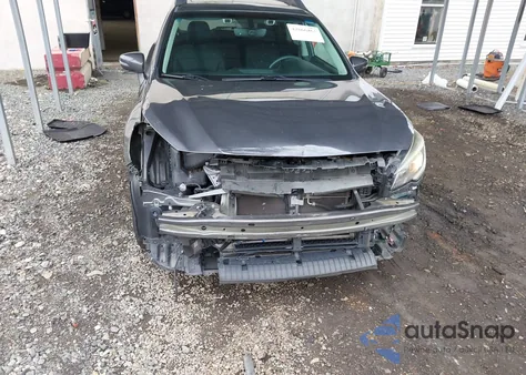 2019 Subaru Outback 2.5I Premium z USA, uszkodzony, nr VIN 4S4BSAHC4K3363342